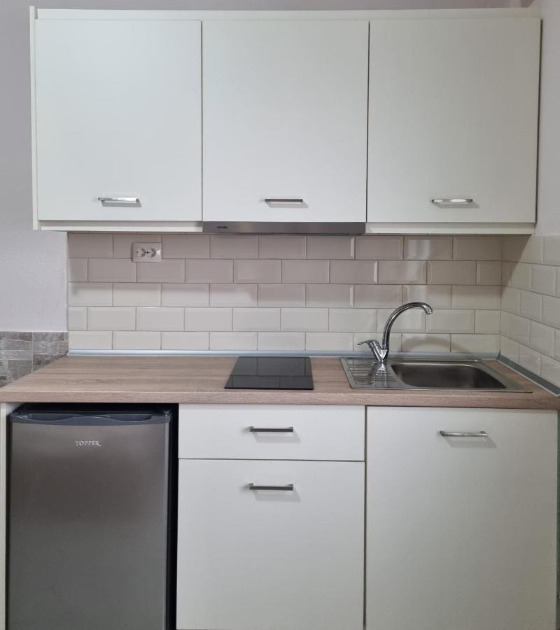 Anna Christina Apartments Metamorfosi  Bagian luar foto