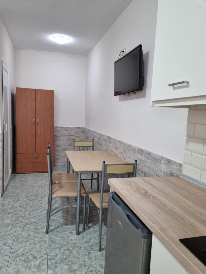 Anna Christina Apartments Metamorfosi  Bagian luar foto